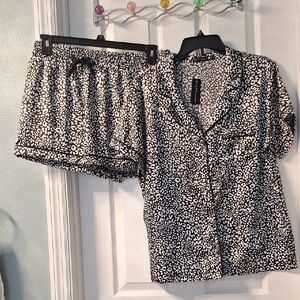 Women's Black and Silver Pajama Set